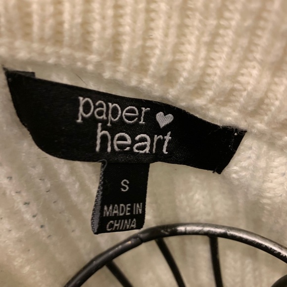 Asymmetrical cream sweater w/ zipper back - Picture 2 of 3